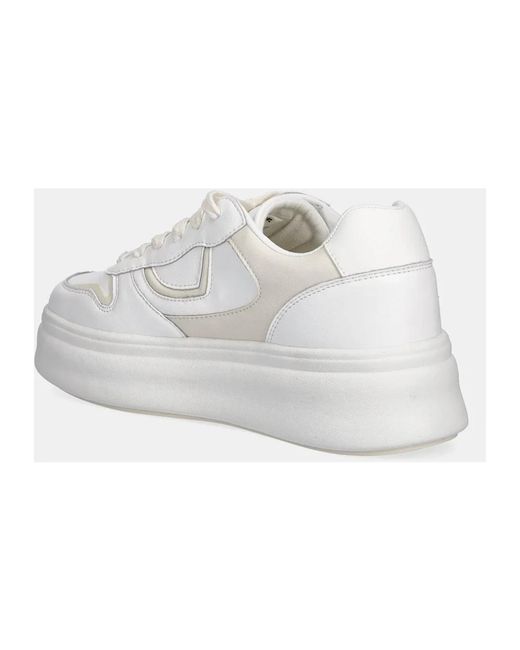 Sneakers di Blauer in White