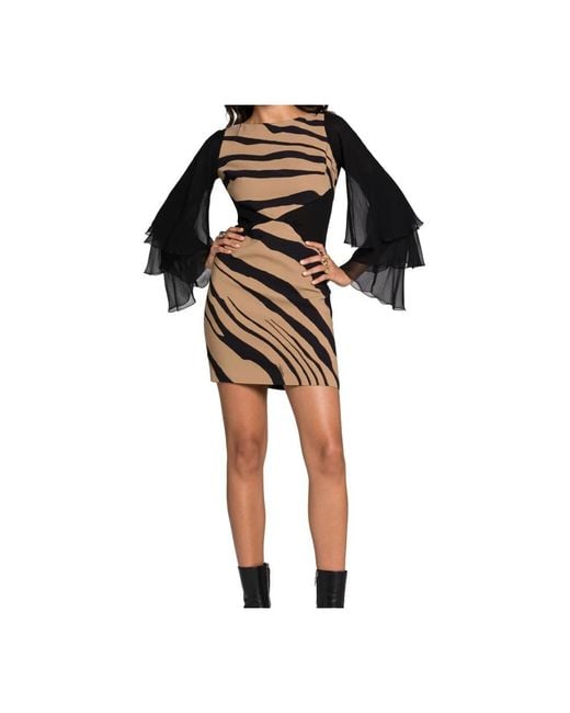 Roberto Cavalli Black Robe À Manches À Volants Et Imprimé Tigre