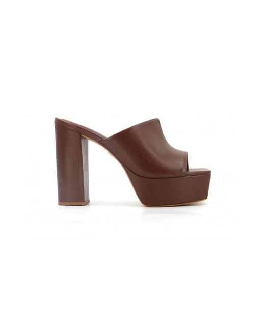 Heeled Mules di Carrano in Brown