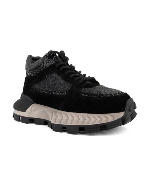 Linda Baumann Black Sneakers