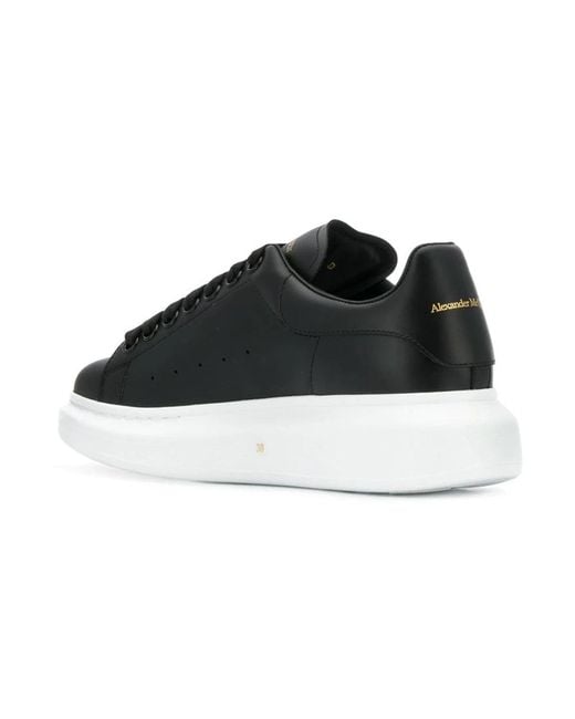 Alexander McQueen Black Übergroße Turnschuhe