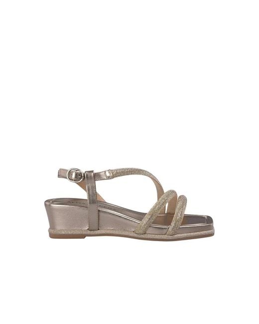 Alma En Pena. Yellow Wedges