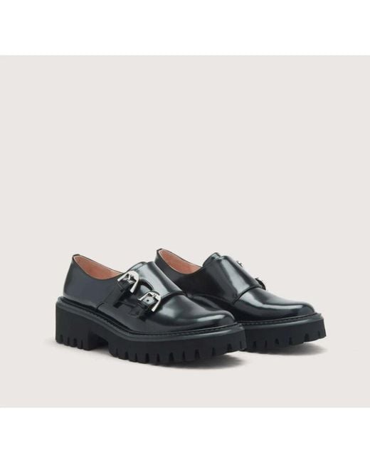 Flats di Coccinelle in Black