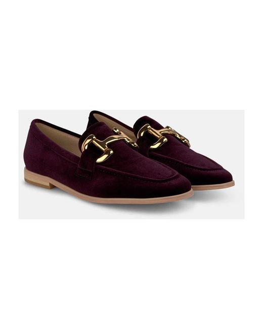 Alma En Pena. Red Loafers