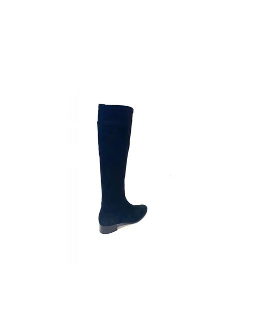 Brunate Stivale in het Blue