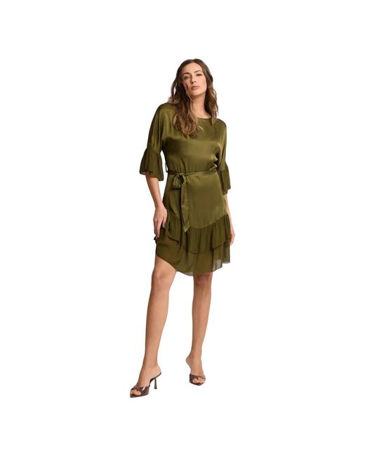 Kocca Abito Elegante Con Volant in het Green