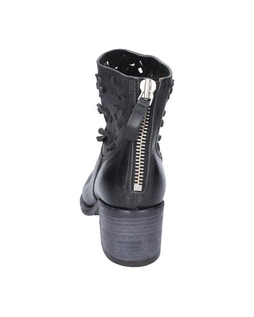 Moma Black Heeled Boots