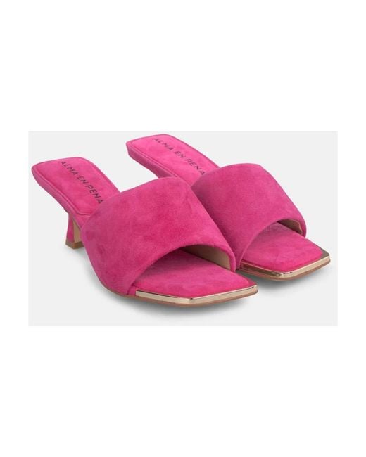 Alma En Pena. Pink Heeled Mules