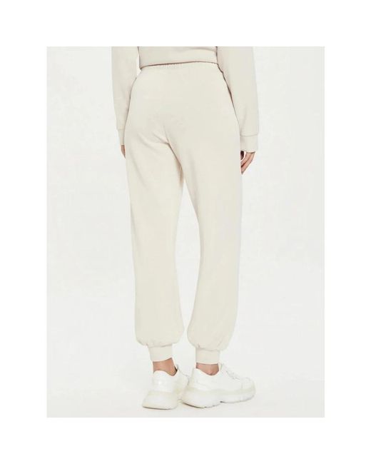 Sweatpants EA7 de color Natural
