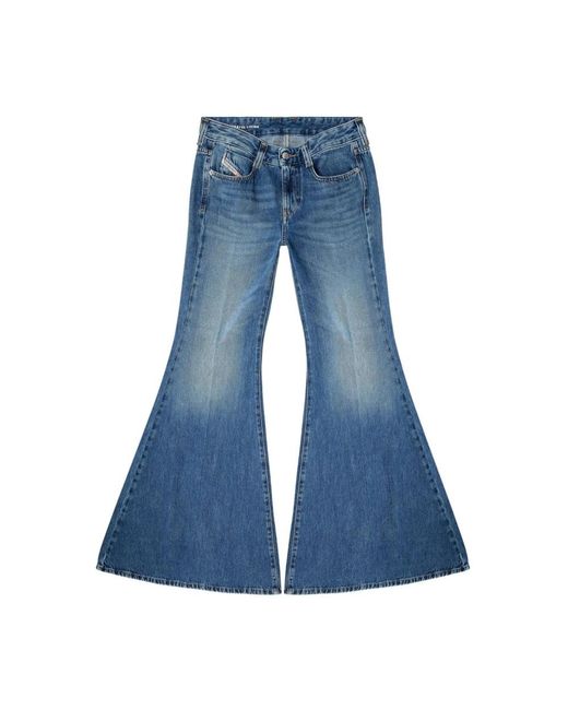 Flared Jeans DIESEL de color Blue