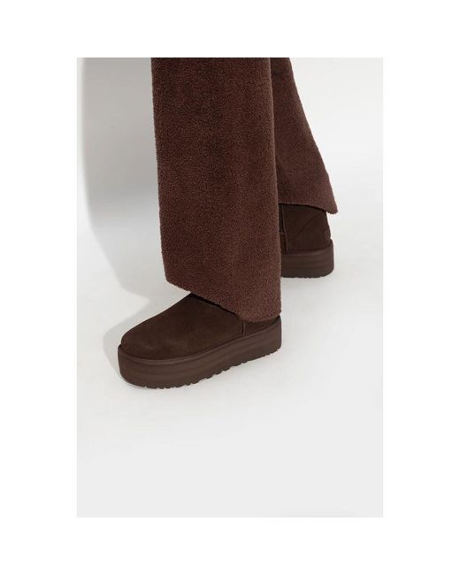 Stivali classici mini platform di Ugg in Brown