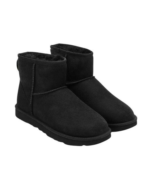 Winter Boots di Ugg in Black