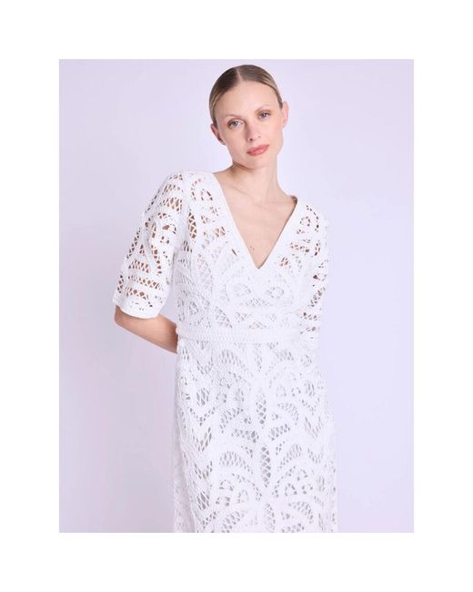 Berenice White Weiße macramé v-ausschnitt lange kleid
