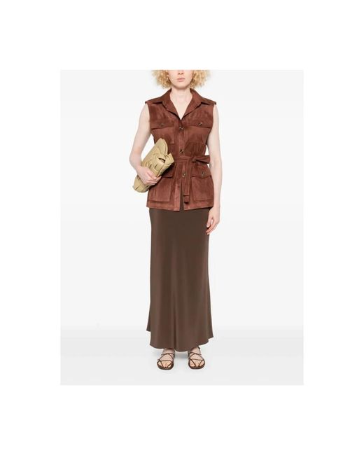 D.exterior Brown Vests
