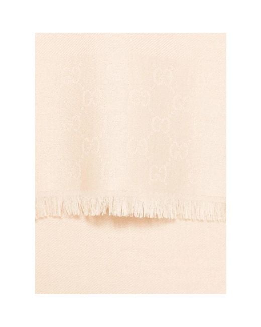 Winter Scarves Gucci de color Natural