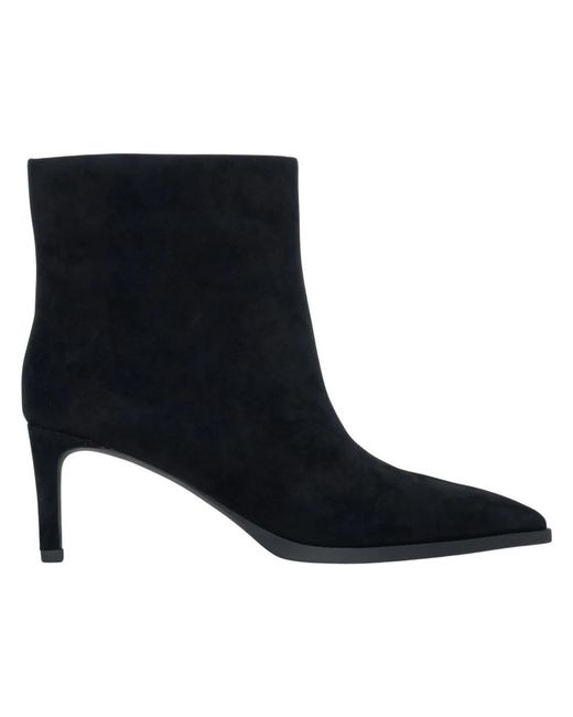 ESTRO Black Heeled Boots