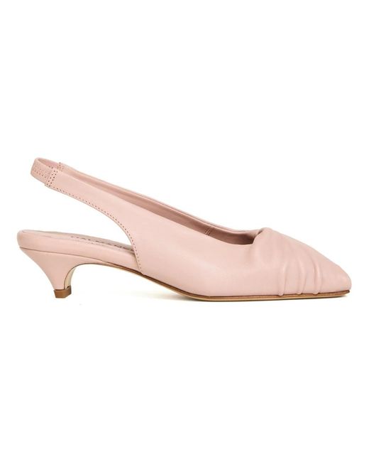Halmanera Pink Pumps