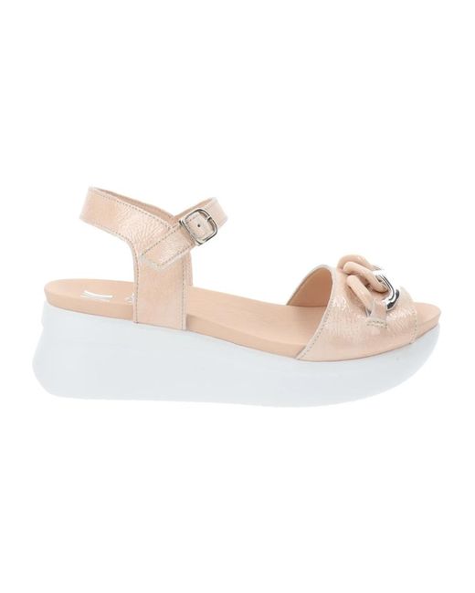 Callaghan Pink Wedges