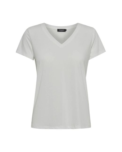 Camisetas Soaked In Luxury de color Gray