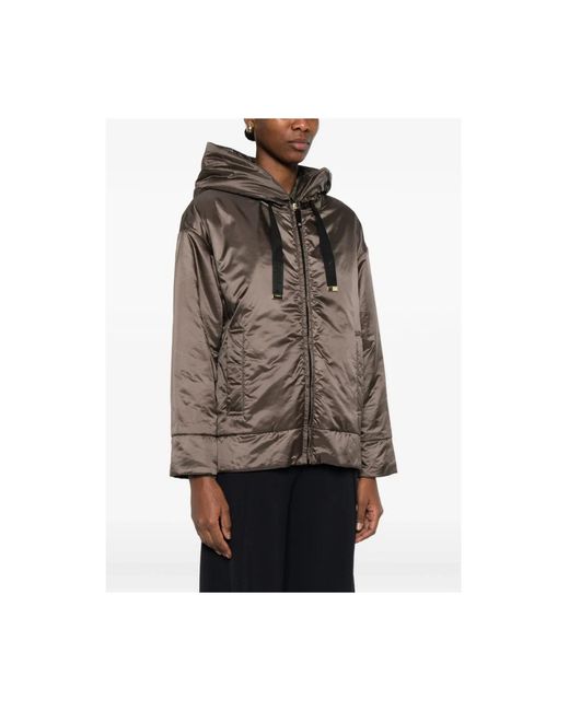 Max Mara Jassen ,Bruin ,Wol Daria Gewatteerde Jas Met Capuchon in het Brown
