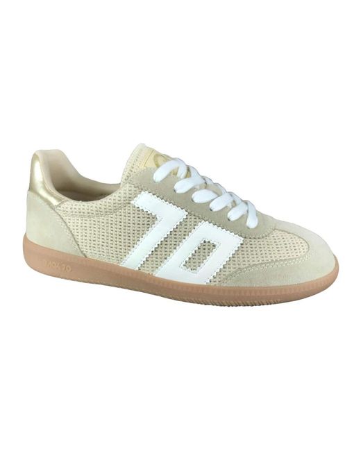 Back70 White Ghost C26-01