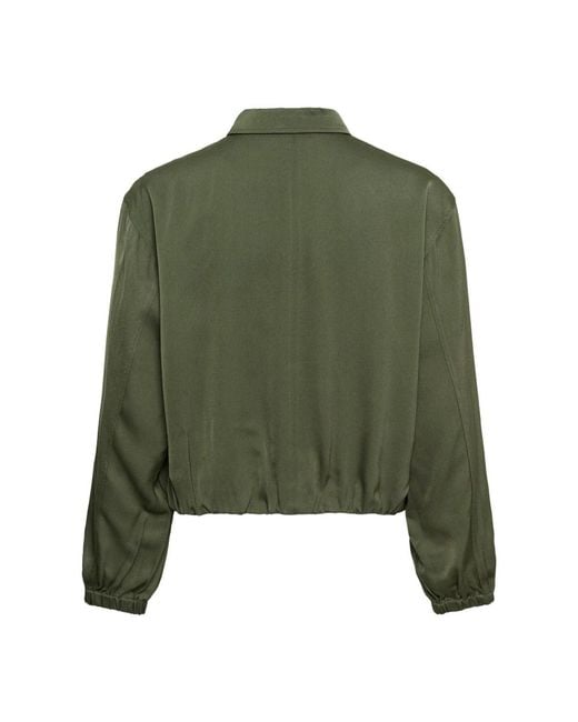 Light Jackets Part Two de color Green