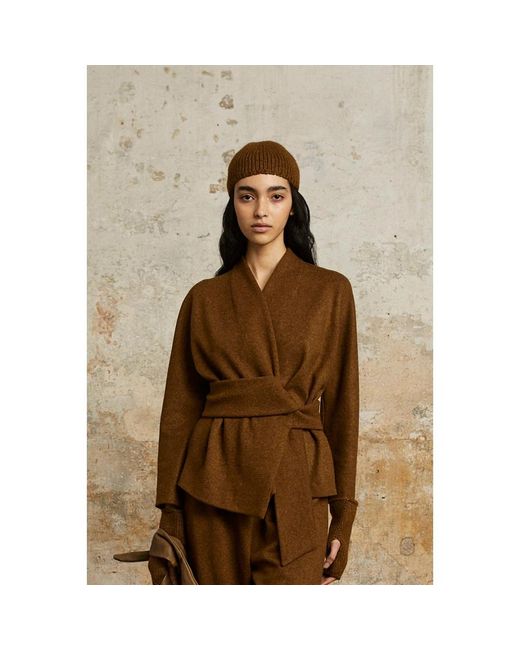 Beanies di Cortana in Brown