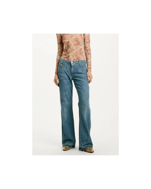 Momoní Blue Flare Jeans