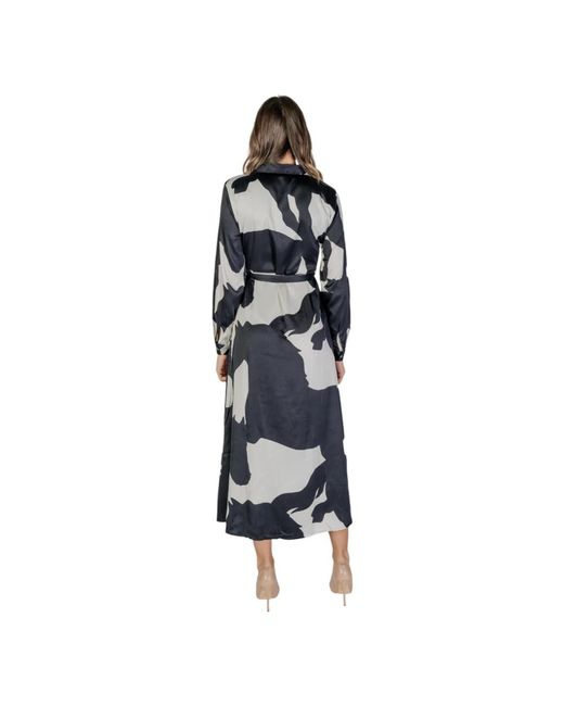 ONLY Shirt Dresses in het Black