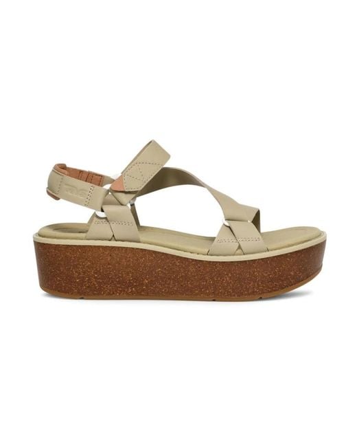 Flat Sandals di Teva in Metallic