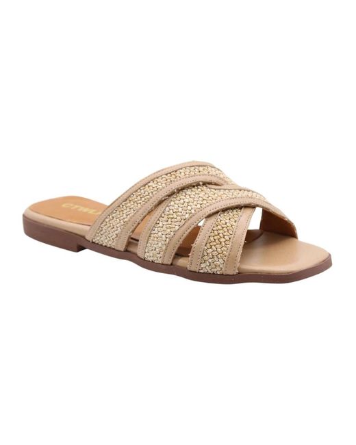 CTWLK Brown Sliders