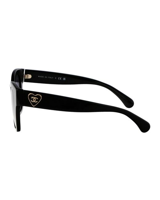 Chanel Black Stylische sonnenbrille mit modell 0ch5478