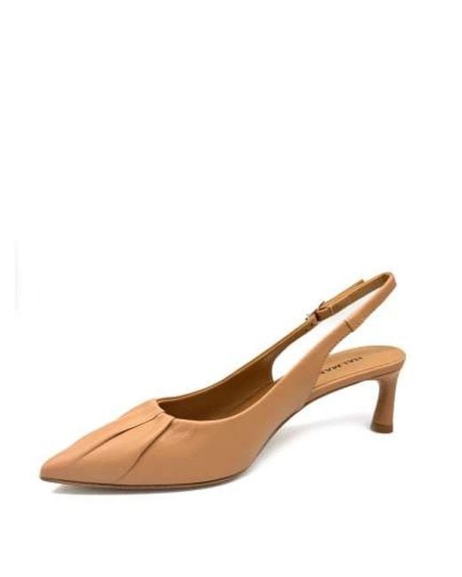Halmanera Brown Pumps