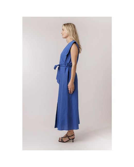 La Fee Maraboutee Blue Königsblaues v-ausschnitt kleid mit gürtel