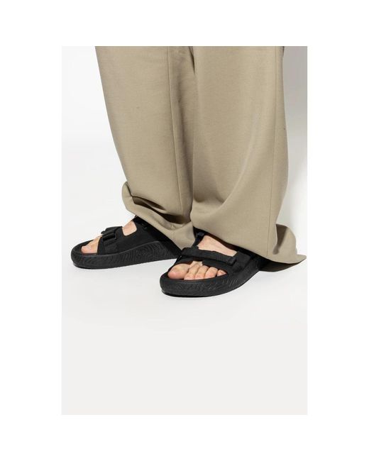 Veja Arpoador Suede Slides in Black für Herren