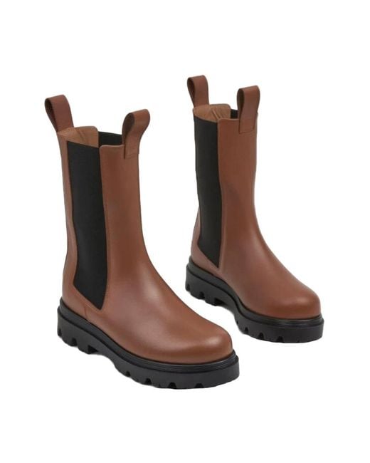 Flattered Brown Chelsea Boots