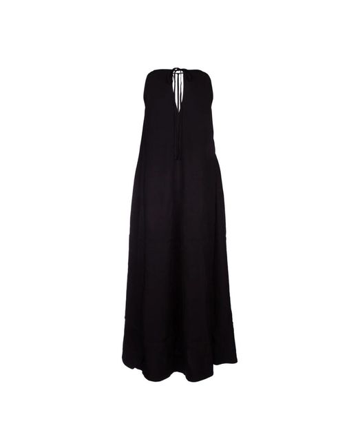 Totême Kleedjes ,Zwart ,Satijn Elegante Satijnen T-Strap Jurk in het Black