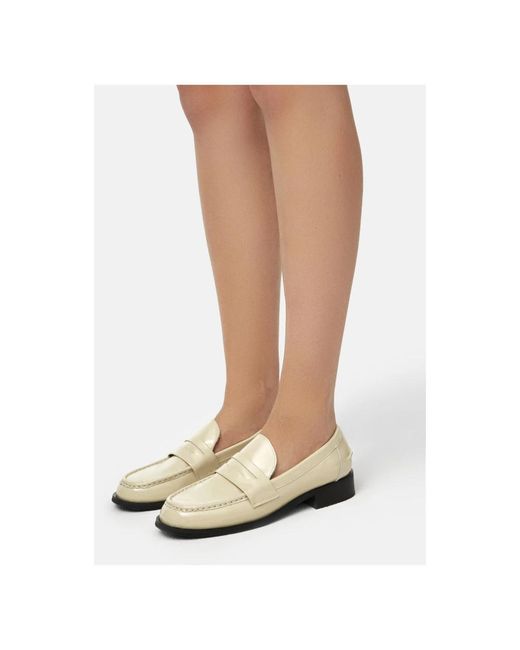 L37 White Loafer