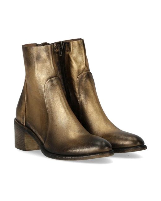 Strategia Brown Heeled Boots