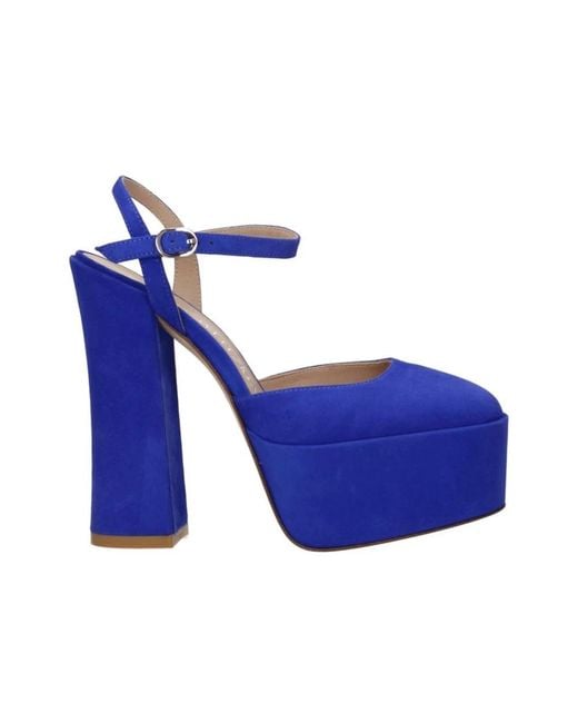 Stuart Weitzman Pumps in het Blue