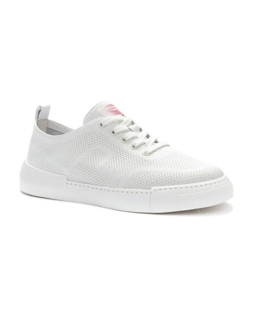 Keddo White Sneakers
