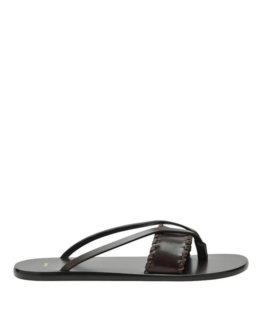 Jude Black Helena Flat