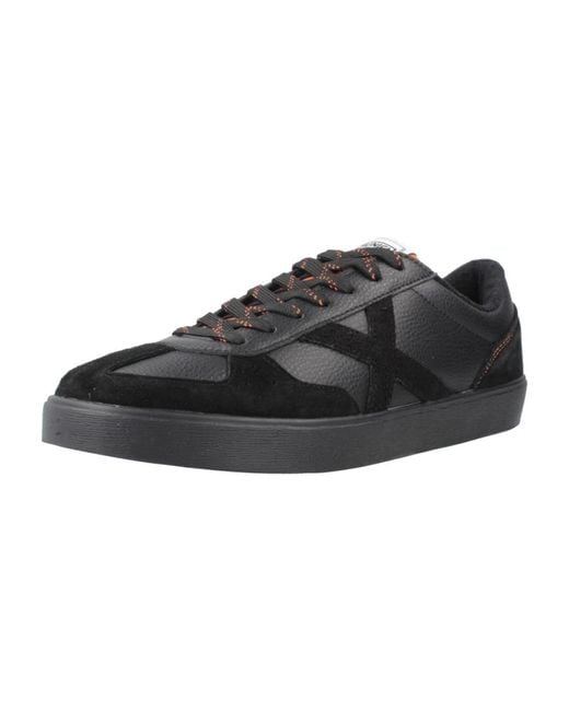 Sneakers di Munich in Black da Uomo