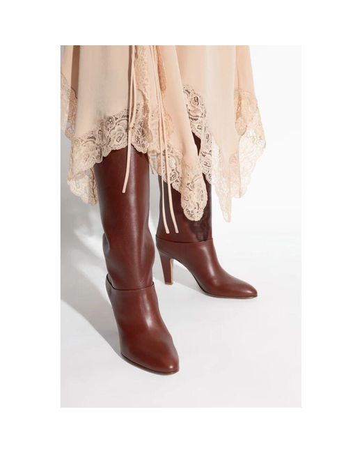 Heeled Boots Chloé de color Brown