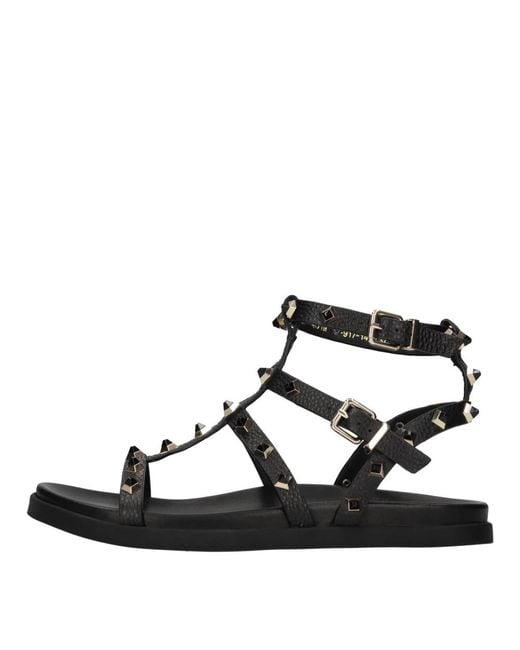 Emanuélle Vee Black Flat Sandals