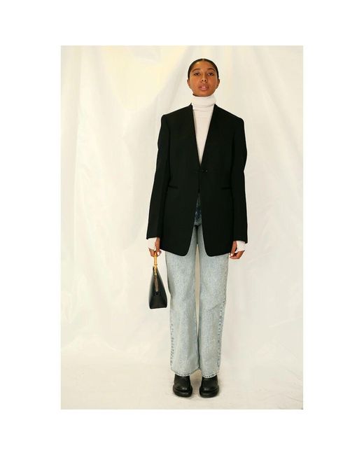Jil Sander Black Erhöhen sie ihren stil mit einem kompakten wollblazer