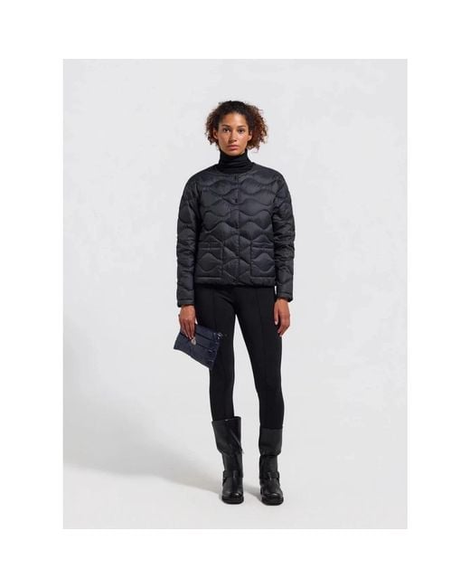 Down Jackets Pyrenex de color Black