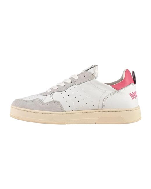 WOMSH White Vintage street style sneakers