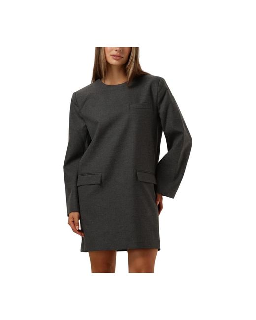 Gestuz Kleedjes ,Grijs ,Polyester Grijze Blazer Jurk Voor Zelfverzekerde Vrouwen in het Black