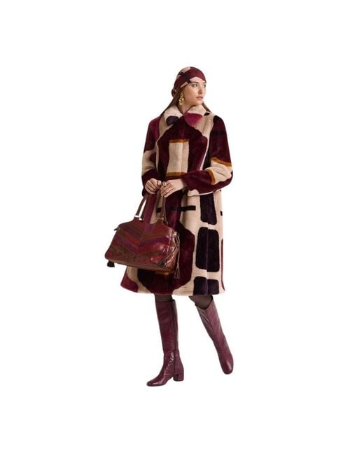 Maliparmi Red Single-Breasted Coats